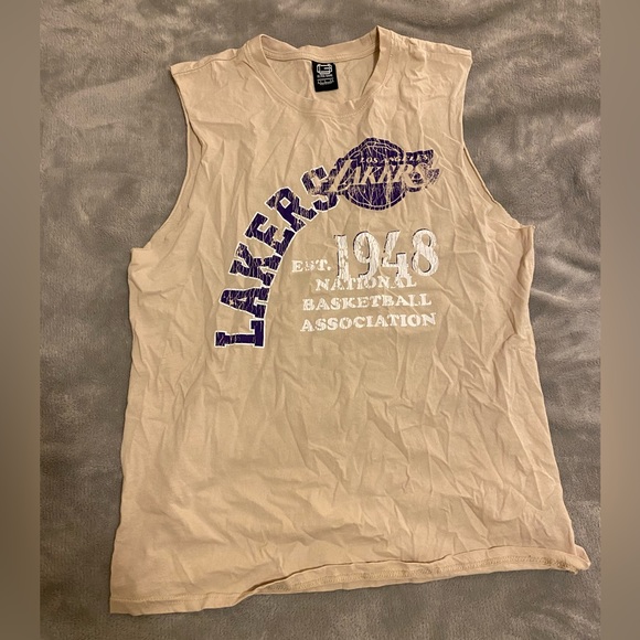 Lakers Muscle Tee - Picture 5 of 5